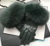 Schaffellhandschuhe, elegante Hand, weiches Leder, Damenhandschuhe aus hochwertigem Leder