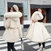 la nuova versione coreana della versione invernale da donna a trapezio della giacca di cotone di media lunghezza è popolare su Internet, superando la necessità