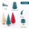 Lot de 24 mini arbres artificiels avec brosse à bouteille, arbres de village de Noël avec base en bois, petit arbre en sisal pour décoration de table de Noël