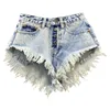 Capris kvinnors jean shorts sommaren hög midja singelbröst breda ben heta byxor rippade fransade burr denim kort femme ropa mujer