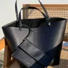 Le sac à main fourre-tout de designer Row Sacs de mode en cuir Sac mère Sacs à bandoulière de poche Sacs à bandoulière originaux purs 231218