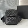 Sac à dos Seau Sac Designer Femmes Sac à bandoulière 20cm Caviar Sac Cuir Diamant Plaid Or Quincaillerie Métal Luxe Sac à main Multi-poches Sacs de maquillage Sacoche