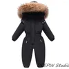 Płaszcz -30 Zimowe ubrania dla niemowląt zagęszcza ciepło Jeskuts Snowsuits 2024 Dziewczęta chłopiec z kapturem Kurtka Wodoodporna Rompers Rompers Suits Kids