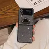 Piega la custodia del telefono Custodie per iPhone con glitter di lusso per Samsung ZFLIP4 ZFPLIP5 ZFOLD4/5 Designer Bling scintillante strass diamante ingioiellato triangolo di cristallo 3D P