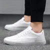 2023 Moda Clássica Confortável Sapatos Casuais para Homens Respirável Preto Branco Vermelho Azul Escuro Verde Cáqui Cinza Marrom Café Pêssego Sapatos Atléticos Jogging Shoe TAMANHO 4T96