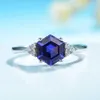 Bröllopsringar Kuololit Hexagon London Blue Topaz Gemstone Ring for Women Soid 925 Sterling Silver Tanzanite Morganite Jewelry for Engagement 231218