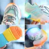 Atletyczne na świeżym powietrzu Baby LED Buty Dziewczyny oddychające Świecące Sneakers Boys Anti Slippery Children Luminous Casual 231218