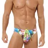 Mäns badkläder Fashion Print Mens Swim Briefs Låg midja Män Simning Trunk Shorts Pool Baddräkt strand Surfing Man Swimsuit