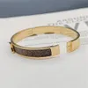 Titanium Steel Gold Rose Women Bangle Armband Ladies Letter V Leather Wedding Anniversary Birthday Present Jewelry275J