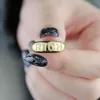 Nuovo Designer Open Regolable Dimensioni Anello con lettere ricco Lettere di dito di alta qualità Piaved zircone zircone hip hop da donna anello per gioielli natalizi all'ingrosso