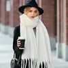 Sjaals Vrouwen Dikke Sjaal Wraps Sjaal Winter Warm Effen Kleur Pashmina Sjaals Lange Kwastje Hijab Stola bufanda mujer 231216