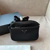 homens designer de luxo sacos de ombro homem nylon preto mensageiro saco pequeno luxo bolsas de couro com zíper bolsa de moda clássico mens crossbody sacos com caixa