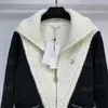 Designer Cardigan Pull Femme Veste Tricot Noir Et Blanc Bloc De Couleur Col Haut Cardigan À Fermeture Éclair Lettre Brodée Casual Polyvalent Top Pulls Pour Femmes