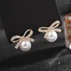 Brincos pendurados simples declaração pérola bowknot brinco 2023 moda zircônia cúbica brincos curtos jóias de casamento de luxo para mulheres