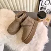 أستراليا مصممة الثلج أحذية صغيرة منصة التمهيد تازام تسمان Slippers الكلاسيكية Slipon Slides Winter Wool الجوارب الدافئة