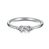 Bröllopsringar S925 Sterling Silver Ring Women's Classic Plain Ring 6 Paw High Carbon Diamond Ring 231218