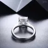 Klusterringar fina smycken 3.0ct imitation diamant vigselring design enstaka parti fyrkant 925 silver för kvinnor