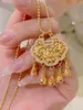 Pendentif Colliers Original Lumière Luxe Riche Propice Gland Lotus Golden Spot Perceuse Cadeau Exquis Pour Petite Amie Femme