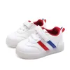 Atletische Outdoor Zapatillas Kinderen Schoen Voor Meisje Lichtgevende Schoenen Herfst Sneakers Jongens Casual Meisjes Board Kid 231218