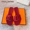 Orans Pantoufles Femmes Sandales Designer Pantoufles Mode Orans Sandales Couleur Pantoufle Bonbons Falts Ouvert Toe Design Beach Slides Aloha Pig Nose RJ