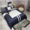 Set di biancheria da letto Set di design king size di moda Ers 4 pezzi Piumino di seta stampato con lettera Er Lenzuola Queen di lusso con federa Nave veloce Dhawv