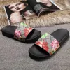 Mode Damen Klassiker Slides Sandalen Hausschuhe Herren und Damen Stilvolle Hausschuhe Sommer Wohnungen Slipper Designer Strandsandalen