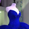 Maßgeschneiderte Ballkleid-Hochzeitskleider, Glitzer, Dubai, Arabien, lange Ärmel, Perlen, Spitze, applizierte Kristall-Brautkleider, echte Bilder