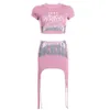 T-shirt con stampa di lettere ritagliate sexy da strada con pantaloni a due pezzi da donna