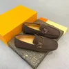 Designerskie luksusowe skórzane buty Moccasins Men Mokerski Mokrywa zwykłe sukienki Buty nadrukowane metalowy poślizg na płaskich butach Buty Masowe buty Driver 03