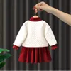 Платья для девочек, костюм для девочек, осенне-зимний детский модный костюм для рождественской вечеринки, детский вязаный свитер, красное платье + куртка, комплекты из 2 предметов