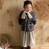 Down Ceket 2023 Koreli Sonbahar ve Kış Kızlarının Parçalı Pamuklu Uzun Kollu Sarılı Şeritler Kapitone İnce Stil