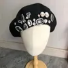 Berets Rhinestone dzianinowy zimowy kapelusz beret kobiety ciepłe koreańskie czapki modowe