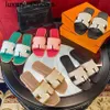 ORANS SANDALS ITALIEN PIARS FLAT SIPPERS PAIRS äkta läderpar Kvinnors nya klassiska duk Tassel Bottom Lazy One Foot Stirrup 35-42QQ QQ