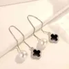 Classic Designer Clover Women's Dangling Earrings Diamond Pearl Delicate Earrings Good-looking Hundred Women's Jewelry Full of High-end Feeling