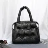 Sacs de soirée Coton Hiver Femmes Space Pad Plume Down Sac Seau Sac À Main De Luxe Marque Designer sac a main Bolsa Feminina Épaule Fourre-tout Sac 231219