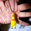 Anhänger Halsketten 2023 einzigartige süße schreiende Gummi -Hühnchen -Halskette Yellow Mini Tier Neuheit Gag Witz