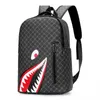 Zaino Shark Mouth Backpack Fashion Checker Borsa per computer da viaggio casual ad alta capacità da uomo 231219