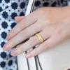Pierścionki ślubne Huitan Creative Braids w kształcie palca dla kobiet złoto kolorowy zespół