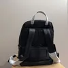 Black Sport Outdoor Packpack Pakies Duża pojemność torba podróżna mężczyźni żeńskie wodoodporne ramiona Projektanci nylonowi torba szkolna kampus