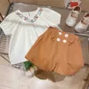 プルオーバー幼児のファッションガールの服セット半袖ブラウスシャツとショートパンツの服セット夏の子供服l231215