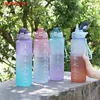 Vattenflaskor lmhbjy 1000 ml gradient färg flaska frostad rymd kopp bärbar rep sug mun gym sport