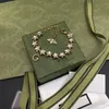 Luxurys Designers Star Damen-Charm-Armbänder Trendmode-Armbänder Boutique-Geschenkschmuck ziemlich schöner Doppelbuchstabe Emaille304S