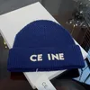 Tasarımcı Beanie Bonnet Şapka Erkekler ve Kadınlar Kapak Örtü Bonnetler Kış Şapkaları Sonbahar Termal Kafatası Kapakları Kayak Seyahat Klasik Lüks Beanies Kahverengi Siyah Gri Sıcak İyi Mark