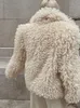 Halsdukar elegant vänd ner krage kvinnlig varm kappa mode fast tjock päls för kvinnor vinter långa ärmar damer lamm ull 231218