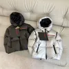 Abrigo infreador de chalecos con capucha de la moda invernal a prueba de viento hooide chaquetas negras de plata infantiles niñas para niños