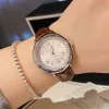 Fashion Full Brand Wrist Watches Women Girl Diamond Flower Dial Strap en cuir Luxury Luxury avec un logo horloge cha 87