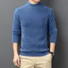 두꺼운 점퍼 2023 겨울 모의 목이 따뜻한 니트 옷 긴 소매 스웨터 풀오버 니트웨어를 판매하는 남자 스웨터