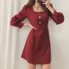 Abiti casual Vintage Colletto Quadrato Abito corto da donna Manica intera Vita sottile A-line Donna 2023 Nero Estate Mini Abiti Femme