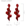 Chandelier de chandelier delysia femmes de rose de rose de la rose longs boucles d'oreilles à glands élégant simulation de tempérament métal rouge.