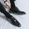 Chaussures habillées hommes oxfords toe orteil à lacets de printemps de mariage automne en cuir pu pour avec avec